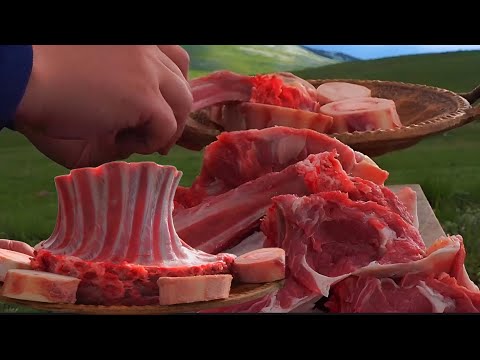 Видео: Свежие мясные отрубы на природе! Свежие мясные отрубы на природе