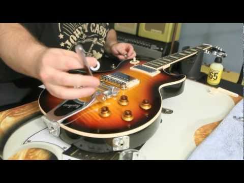 Видео: Как установить Bigsby B7 и Vibramate V7 на Gibson Les Paul Standard от Скотта Силла