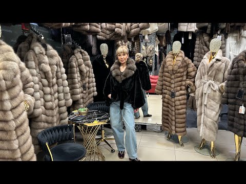 Видео: 💥СНЕЖНЫЙ АПРЕЛЬ. ШУБЫ АЛЬТА МОДА НА САДОВОДЕ ‼️