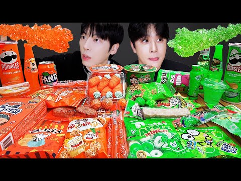 Видео: АСМР МУКБАНГ | медовое желе галактики, конфеты, апельсин против зелени, желе из лапши, мороженое