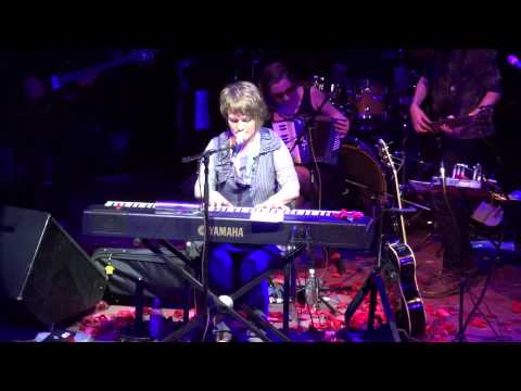 Видео: Flёur - Песня про пятнадцать раз