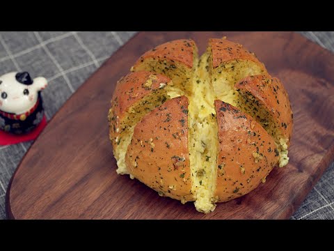 Видео: Рецепт Чесночного Хлеба со Сливочным Сыром [Корейская Уличная Еда]