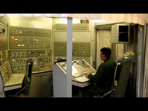 Видео: Учебный пуск ракет с подземного КП ШПУ