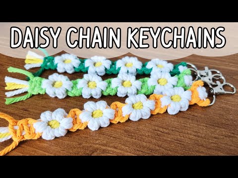Видео: Как сделать брелок-цепочку Daisy Chain | Мастер-класс по макраме