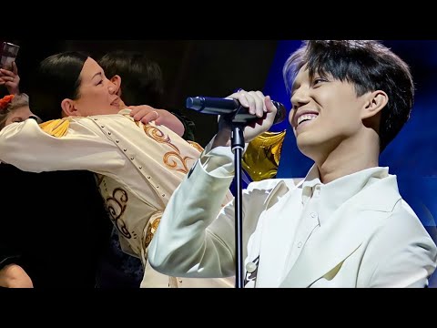 Видео: Дух захватывает! Реакция Матери Димаша Кудайбергена Светланы Айтбаевой на концерт Димаша в Барселоне