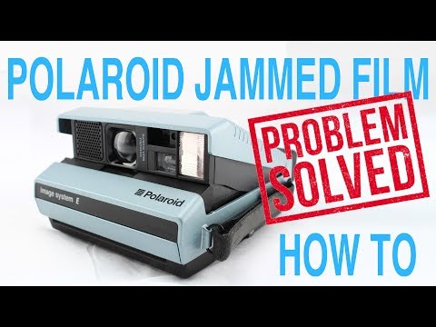 Видео: Проблема с замятой плёнкой Polaroid. КАК РЕШИТЬ!