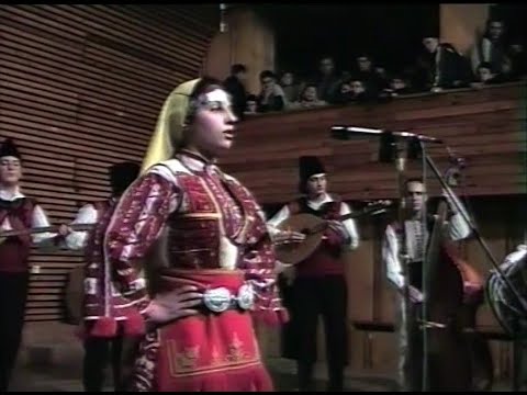 Видео: "Ай раснало е бадем дърво" - НУФИ (СМУ) Широка лъка 2002 г.
