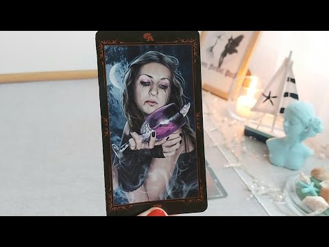 Видео: 💜💭🌌Мисли ли за теб? Влюбен/а ли е? Как ще действа?🌌💭💜