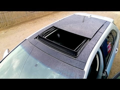 Видео: FORD Edge.  Чистка панорамной крыши.