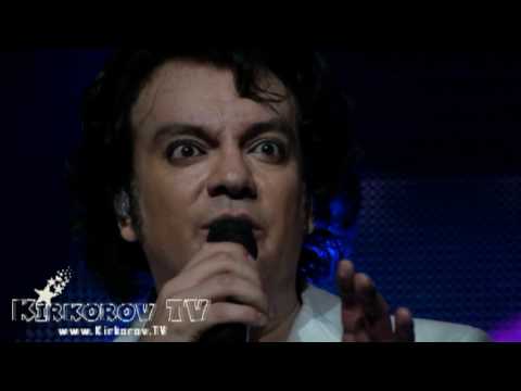 Видео: Настоящий голос Филиппа Киркорова - "Полетели"