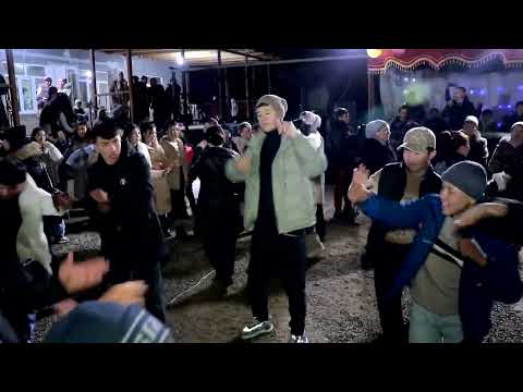 Видео: Жингилик кишлогида катта туй хофизимиз Сайфулло Саидов туй авжуда мурожат учун тел +992926770699👍