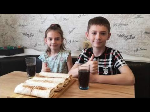 Видео: Шаурма в домашних условиях Домашняя шаурма с курицей и овощами