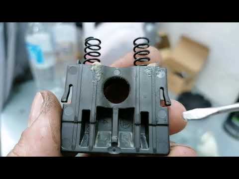 Видео: NEW Skoda Octavia A-8, New Skoda Rapid скрип буферов крышки багажника.