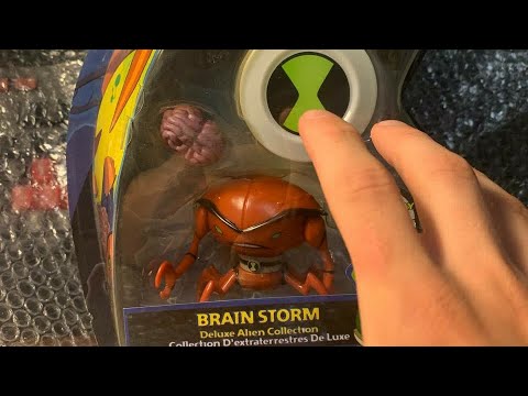 Видео: ОБЗОР НА ФИГУРКУ БЕН 10 КРАБА С ОЗОНА ЗА 651 РУБЛЬ! Ben10 brainstorm figure deluxe alien collection