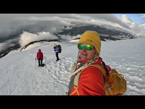 Видео: Восхождение на Эльбрус с северного склона