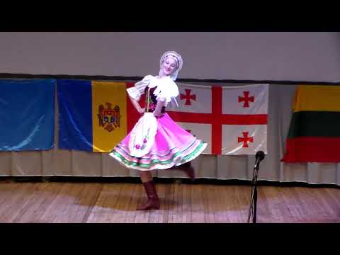 Видео: Чардаш. Венгерский народный танец.