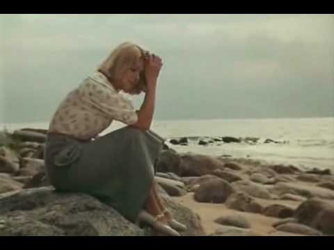 Видео: Долгая дорога в дюнах