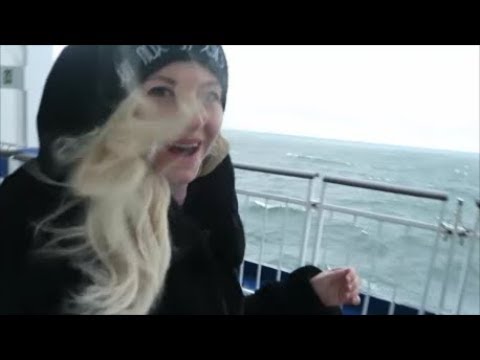 Видео: VLOG:29-10-2018 Стокгольм Швеция, Tourette's syndrome/синдром туретта twitch.tv/julia_medusa