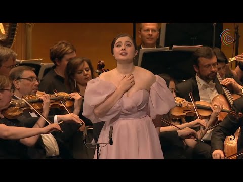 Видео: Пуччини. Ария Чио-Чио-сан / Puccini. Un bel di vedremo Polina Shabunina / Полина Шабунина