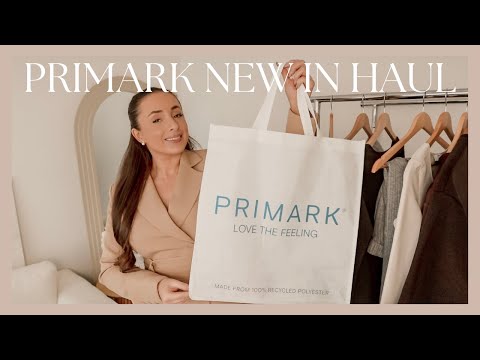 Видео: НОВИНКА В PRIMARK TRY ON HAUL | Паула Эчеварриа, новая редакция, осенне-зимние находки и красота