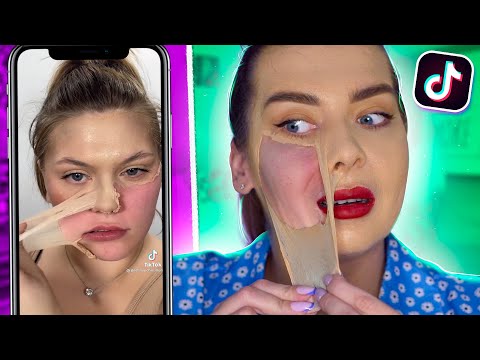Видео: ОТОРВАЛА КОЖУ С ЛИЦА! ПРОВЕРКА СТРАННЫХ ЛАЙФХАКОВ ИЗ ТИК ТОК / Tanya StreLove