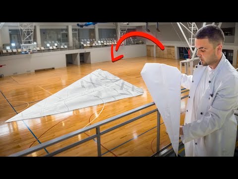 Видео: ГІГАНТСЬКИЙ ПАПЕРОВИЙ ЛІТАК 3 М. – ЧИ ЗМОЖЕ ВІН ПОЛЕТІТИ?