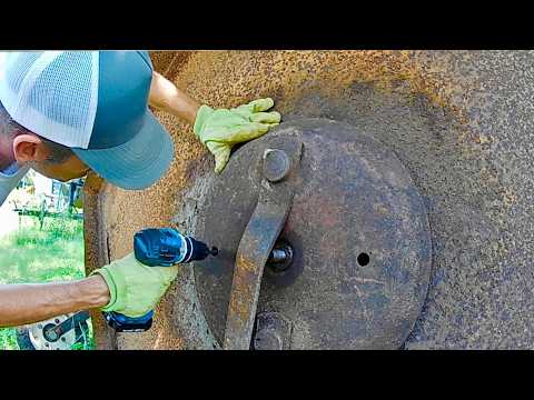 Видео: Как я снял лезвия и перемычку для пня с Bush Hog