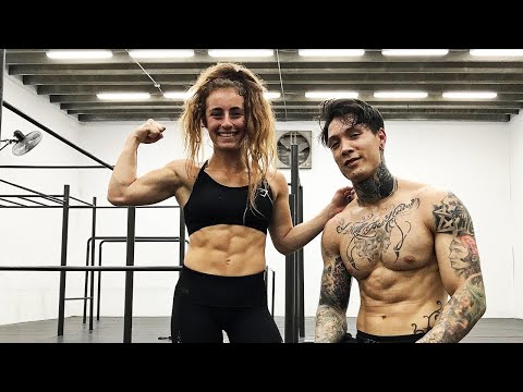 Видео: САМЫЙ ЖЁСТКИЙ ПОДРОСТОК в мире!? Деми Бэгби показывает, на что она способна!