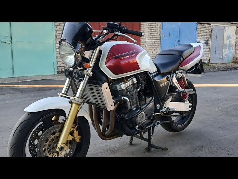 Видео: Honda CB1000 обзор + тест драйв
