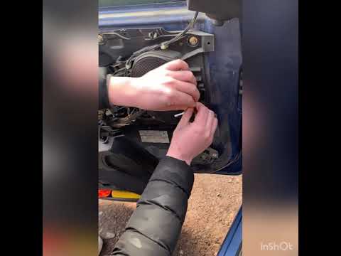 Видео: Замена штатных динамиков в Ford Fusion на DL Audio Raven 165