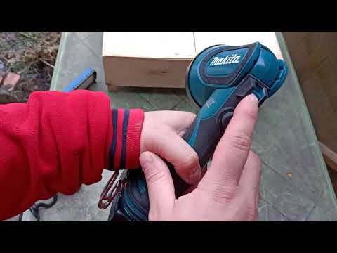 Видео: сравнение  фонарей Makita DML801  и Makita BML145