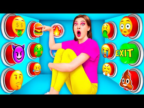 Видео: 1000 Загадочных Кнопок и Только Одна Тебя Спасет | Забавные Лайфхаки с Едой от RaPaPa Best