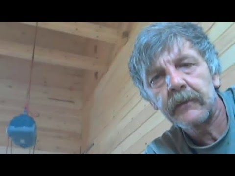 Видео: Профилированный брус. Стены шлифуем без пыли