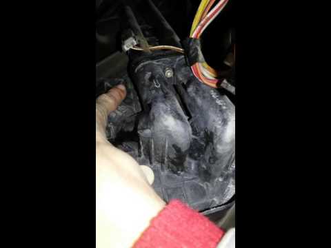 Видео: Радиатор печки Renault Laguna 1