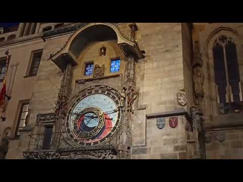 Видео: 392. 3.11.25. Староміська площа.