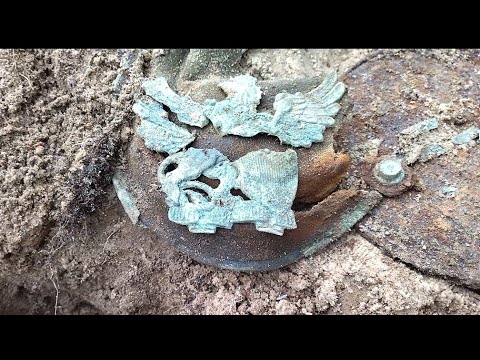 Видео: Пикельхельм и медаль с немецких позиций ПМВ / Pickelhelm from the German WWI positions
