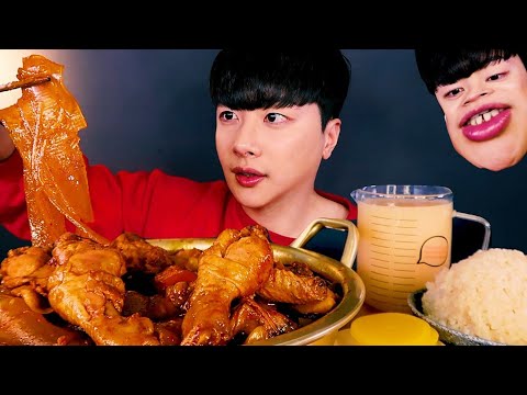 Видео: OMG !! Ужасный MUKBANG! Острые тушеная курица и острая лапша !! (Корейская еда)