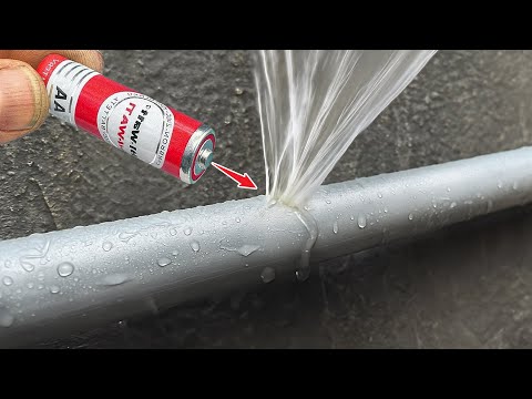 Видео: Меня этому научил очень старый сантехник! Этот метод ремонта протекающей трубы известен очень немног