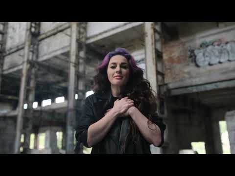 Видео: VINOVATA -  Твій літак (Марина Одольська Cover)