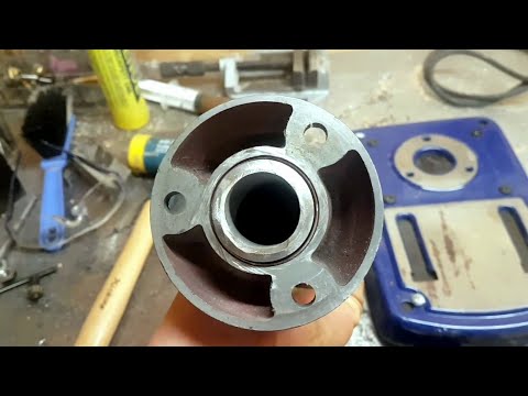 Видео: Как усилить стойку и подошву на бюджетном сверлильном станке