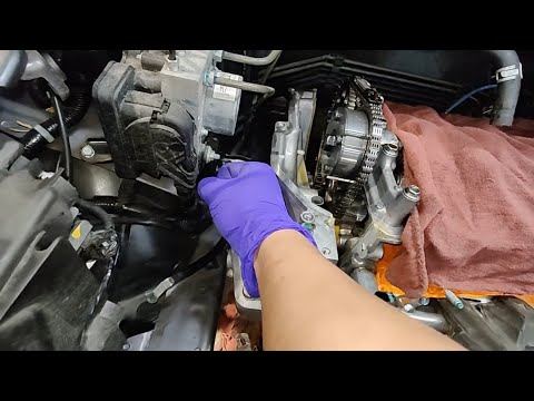 Видео: Ремонт дребезжащего привода VTC Honda Fit 2020 года.