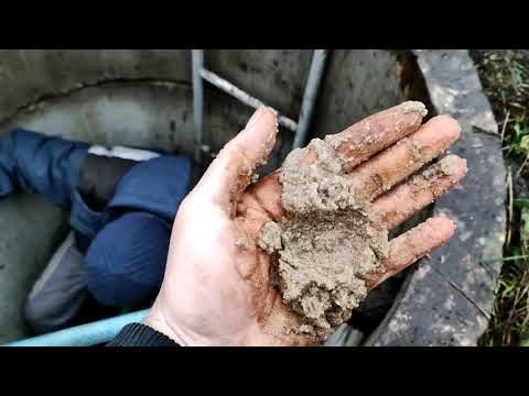 Видео: Процесс бурения абиссинской скважины в колодце | Насосная станция- делюсь опытом выбора