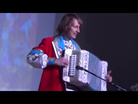 Видео: Гармонист-виртуоз Павел Уханов: Маруся раз два три