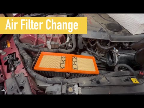 Видео: Замена воздушного фильтра Alfa Romeo Giulia/Stelvio