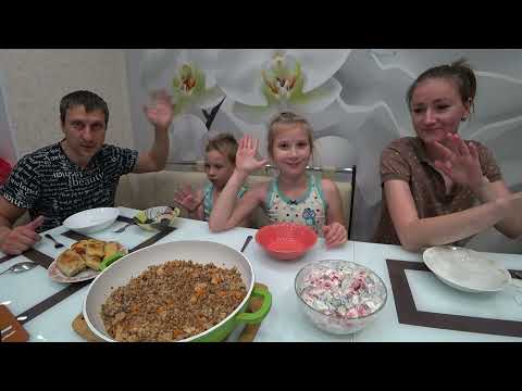 Видео: МУКБАНГ ГРЕЧКА ПО КУПЕЧЕСКИ НАСТЮ ПРЁТ НЕ ПО ДЕТСКИ 😅 | MUKBANG BUCKWHEAT BY MERCHANT