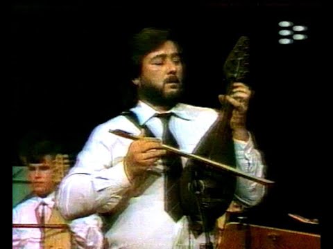 Видео: "Славей на Бина думаше" - Димитър Лафчев и оркестъра на НУФИ (СМУ) Широка Лъка 1994 г.