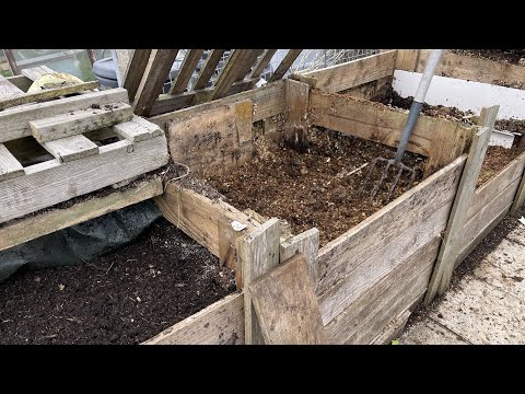 Видео: Компостирование конского навоза | обновление моей новой системы