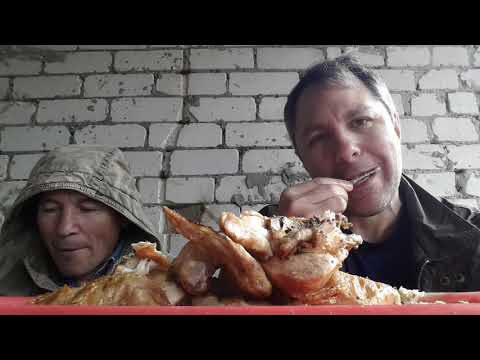 Видео: МУКБАНГ ОТ БАТИ, КУШАЕМ С БАТЕЙ ШАШЛЫКИ