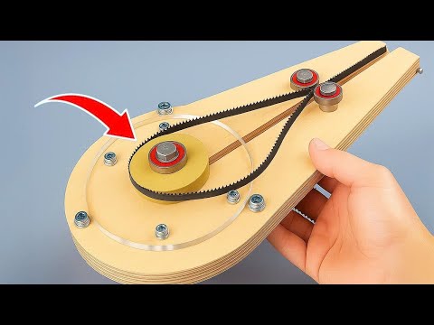 Видео: 65-летний плотник изобрел этот гениальный инструмент для деревообработки — инженеры были в шоке!