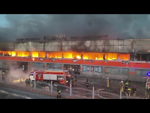 Видео: Свыше двух тысяч предпринимателей заявили о миллионных убытках после пожара в ТД Семея